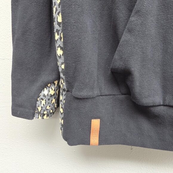 Ampersand Avenue Hoodie Womens XL Black Half Zip Leopard Print Kangaroo Pocket - Picture 3 of 8